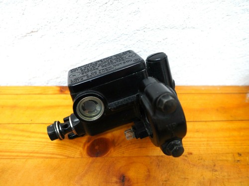 Honda cbr 125 jc50 - cbr, r